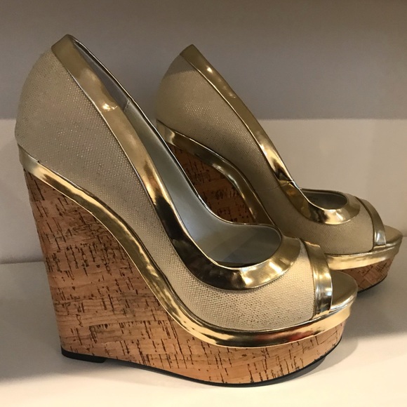 Adrienne Maloof Shoes - NWT Adrienne Maloof Gold Espadrille Sandals sz 9